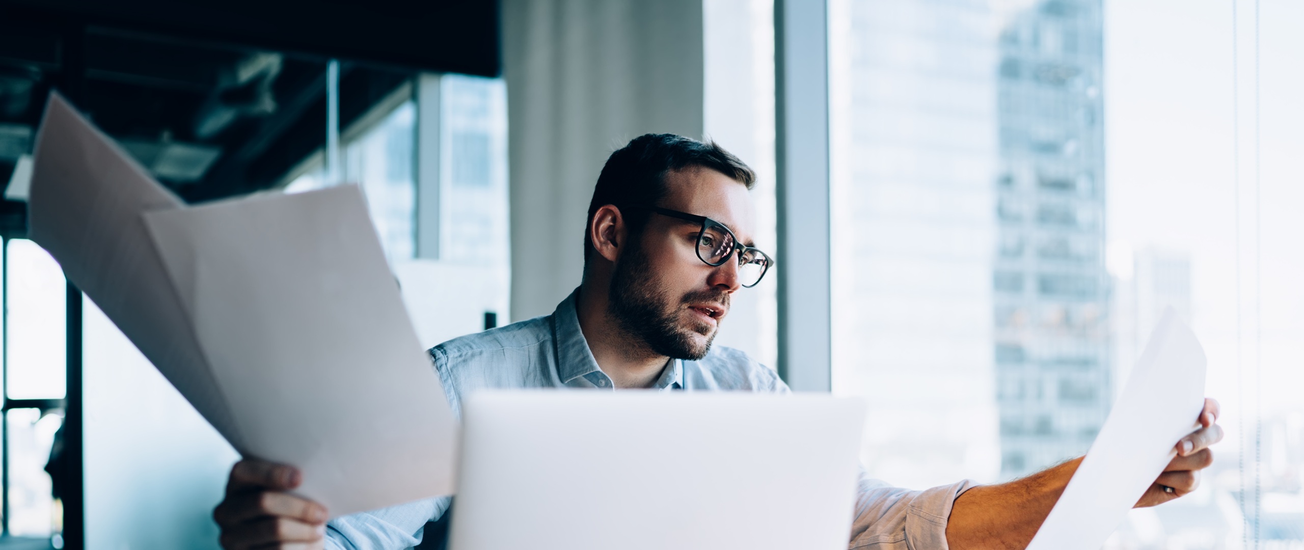 PJ ou CLT? Ambos os modelos têm pontos positivos e negativos. Para decidir, é preciso conhecer esses aspectos